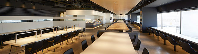 空港ラウンジ画像