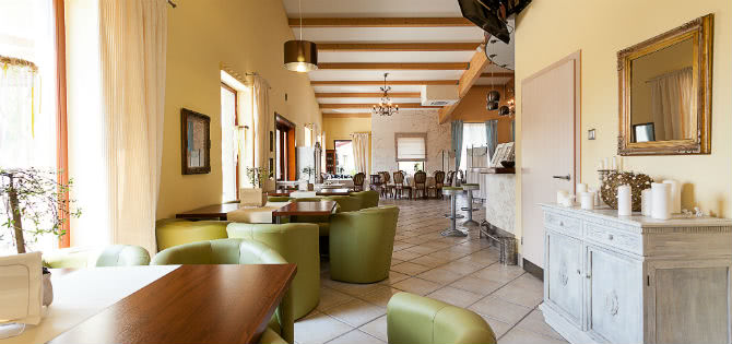 空港ラウンジイメージ画像