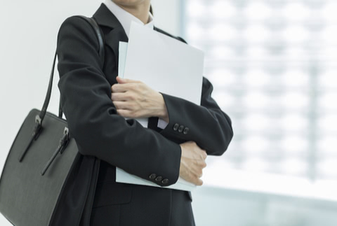 新入社員の方におすすめのクレジットカードと審査情報